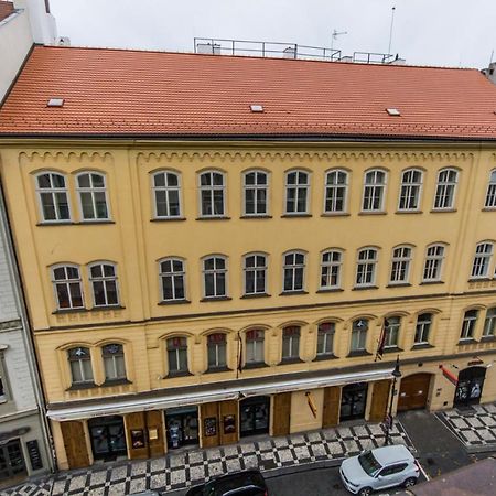 Cosy Flat In The Heart Of Prague Apartment Bagian luar foto